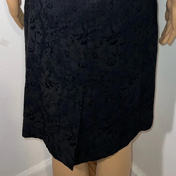 Notice, 6, black lace overlay cocktail dress ruched neckline, square back, zip - Picture 7 of 10